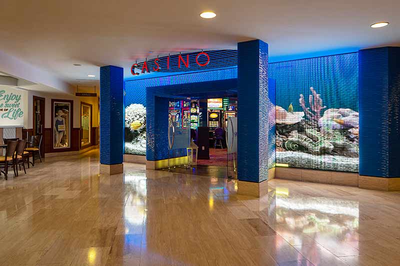 Glitz Casino at La Cabana